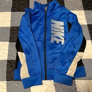 Nike light weight jacket